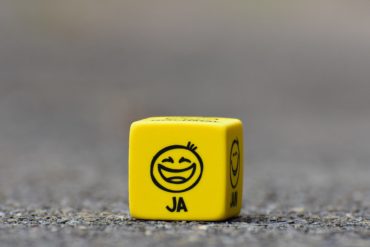 happy dice